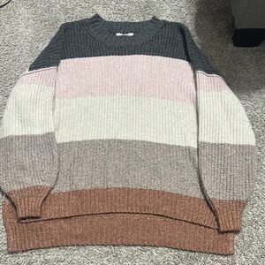 American Eagle Sweater in Like New Condition!